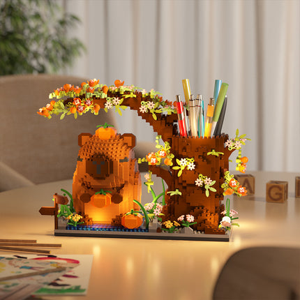 Capybara Treehouse Building Block Pen Holder – DIY Desk Organiser