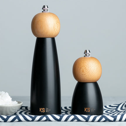High-Quality Manual Salt & Pepper Grinder – Black Body with Wooden Head