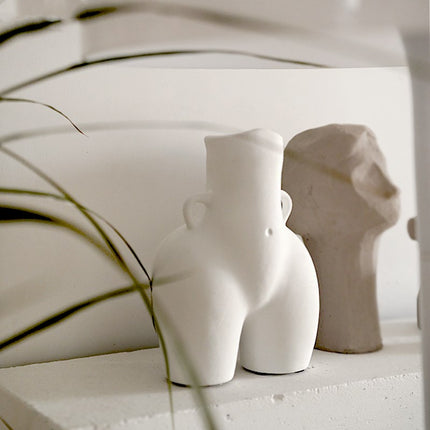Nordic Female Form Vase – Minimalist Ceramic Body Sculpture