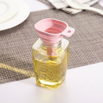 Foldable Silicone Square Funnel – Compact Kitchen Tool