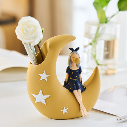 Crescent Moon Girl Pen Holder – Cute Aesthetic Desk Organiser