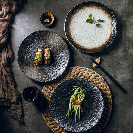 Luxury Ceramic Flat Plate – 25cm Round | Retro Black Pearl Finish