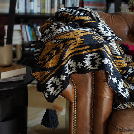 Boho Style Sofa Cover Blanket – Skin-Friendly, Light or Dark