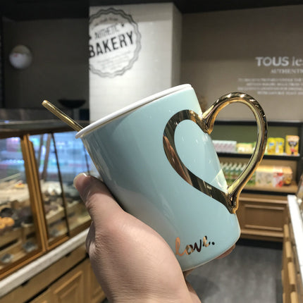 Love Heart Coffee Mug 💖 – Ceramic with Lid & Spoon, 4 Colours