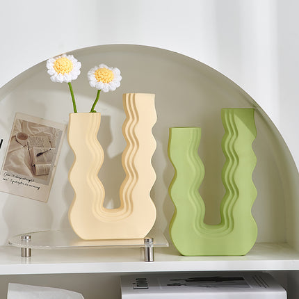 U-Shaped Ceramic Vase | Cream Style Minimalist Décor