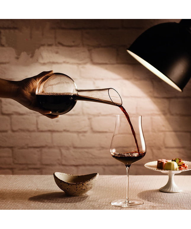 Crystal Glass Wine Decanter 🍷 – 900ml with Stone Stand