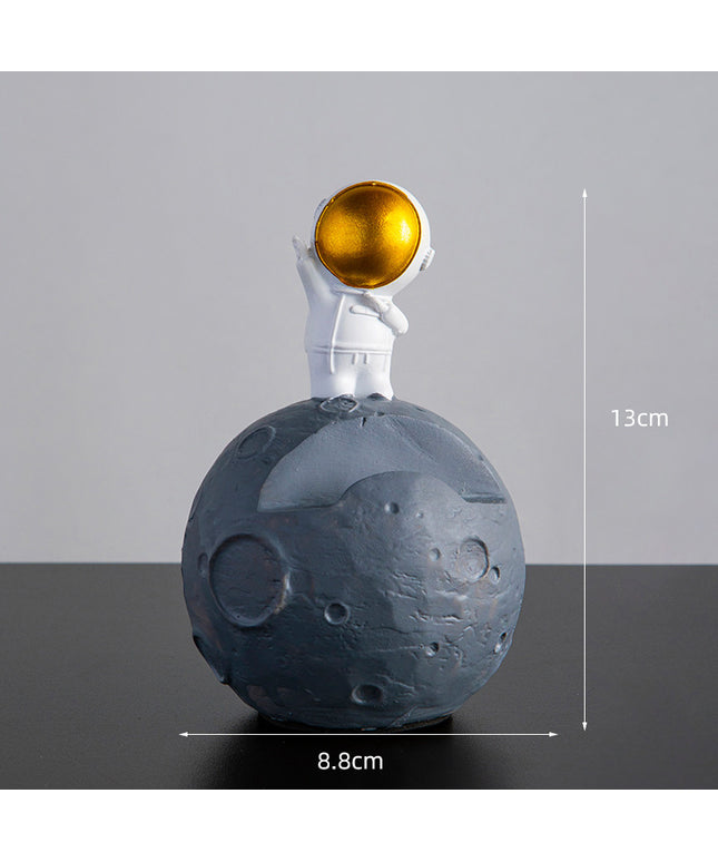 Astronaut Pen Holder with Phone Stand – Fun Desk Organiser