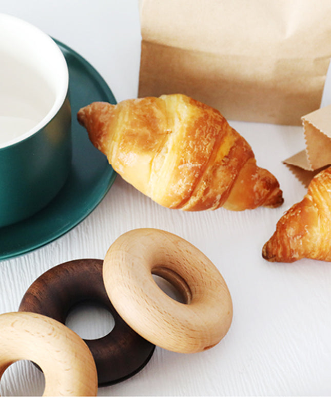 Wooden Donut Sealing Clips 🍩 – Light or Dark Wood