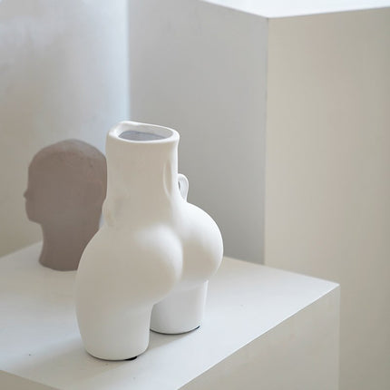 Nordic Female Form Vase – Minimalist Ceramic Body Sculpture
