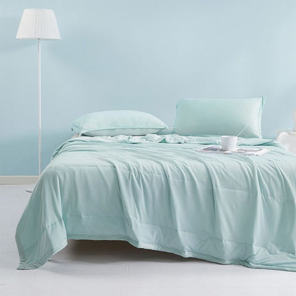 Cooling Ice Silk Quilt | Lightweight Summer Blanket