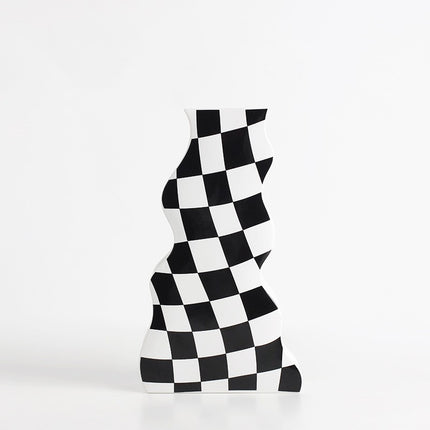 Checkerboard Ceramic Vase – Black & White Statement Décor