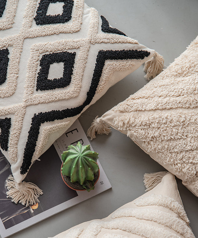 Embroidered Boho Style Cushion – Beige & Monochrome Geometric Patterns ✨🧵