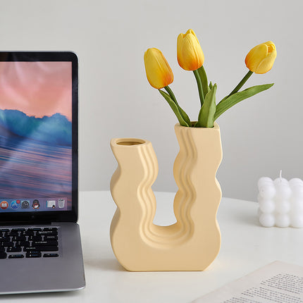 U-Shaped Ceramic Vase | Cream Style Minimalist Décor