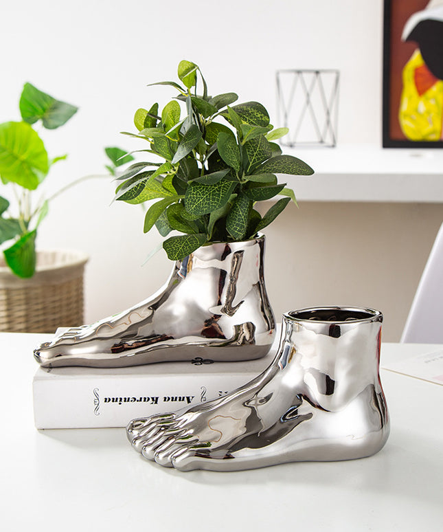 Abstract Ceramic Foot Vase – Gold & Silver Luxury Accent