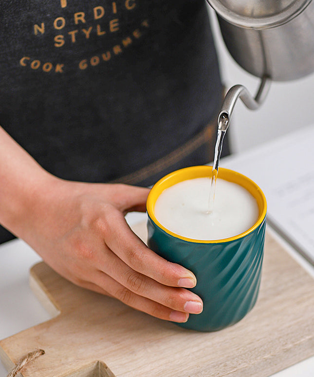 Two Tone Ceramic Mug | Ripple Design Coffee Cup 270ml