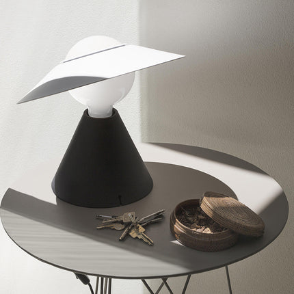 Post-Modern Metal Alloy Lamp – Black or Red | Warm or White Light
