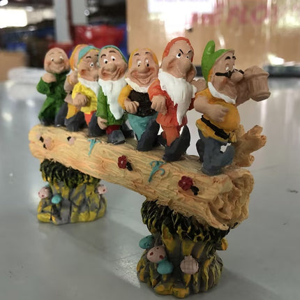 Resin Seven Dwarfs Gnome Garden Decor
