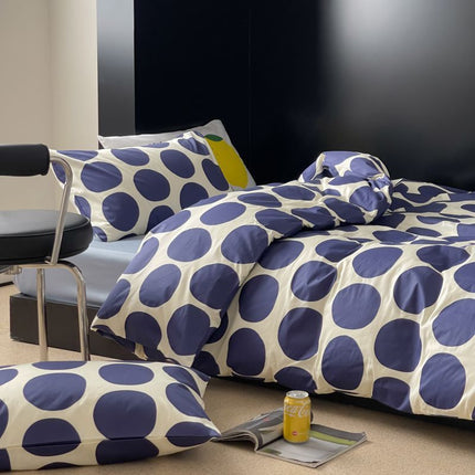 Polka dot printed cotton four-piece set – Trendy & Practical for Daily Living