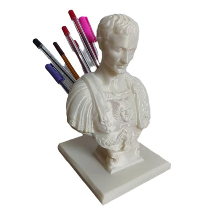 🗿 Statue Pen Holder – Where Organisation Meets Art