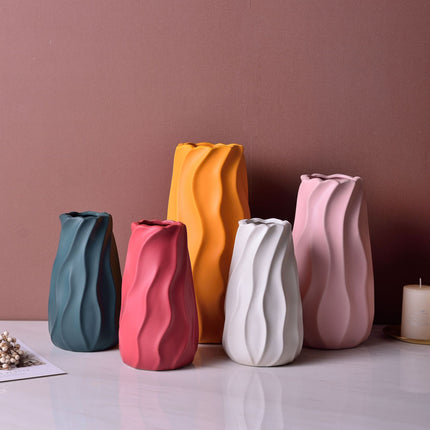 Ceramic Ripple Vase | Modern Coloured Decorative Vase
