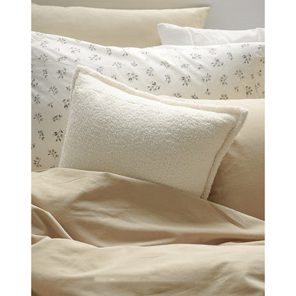 Cashmere-Feel Plush Cushion – Off-White Square & Rectangle | Ikeame