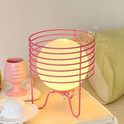 Colourful Wire Table Lamp – Retro Modern LED Lighting