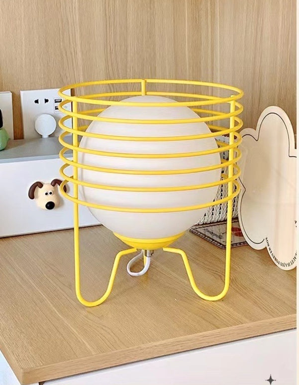 Colourful Wire Table Lamp – Retro Modern LED Lighting