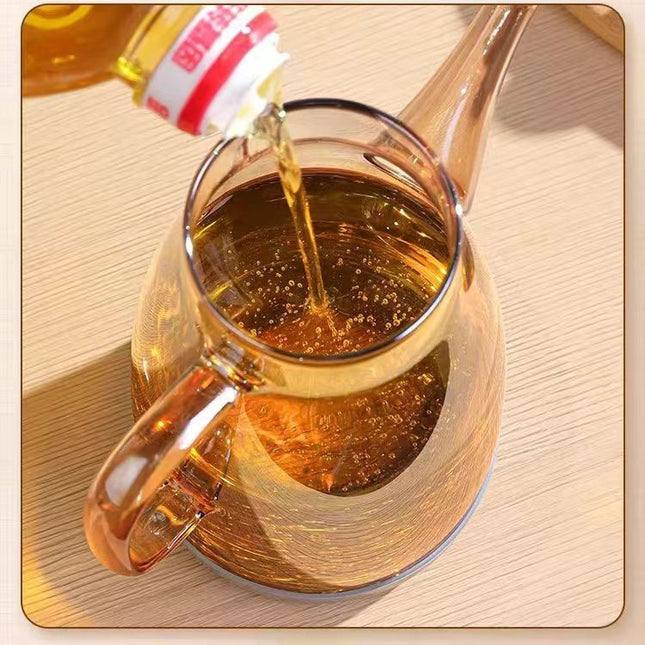 Borosilicate Glass Condiment Bottle – Jug with Spout, Gold Handle & Lid