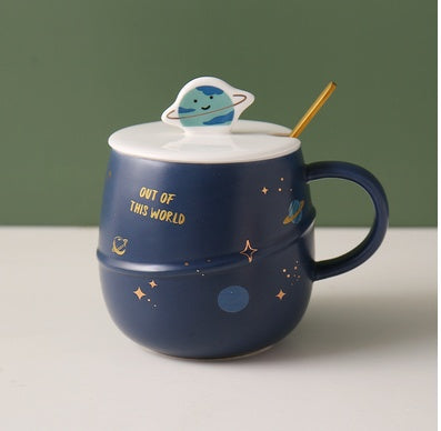 Planet & Stars Mug 🌌 – With Lid, 4 Colours