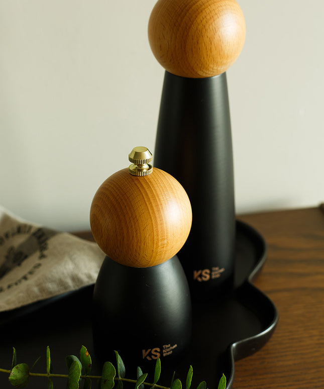 High-Quality Manual Salt & Pepper Grinder – Black Body with Wooden Head
