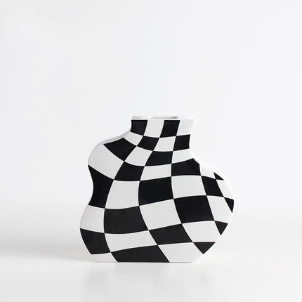 Checkerboard Ceramic Vase – Black & White Statement Décor