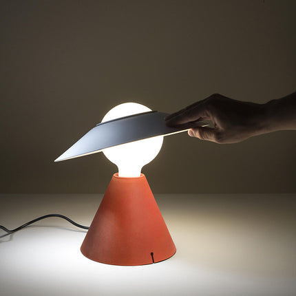 Post-Modern Metal Alloy Lamp – Black or Red | Warm or White Light
