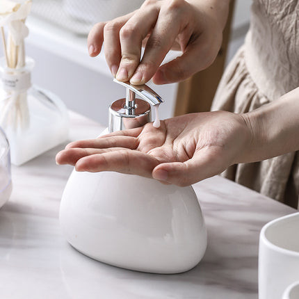 Simple White Porcelain Bathroom Toiletries Set — 5 Pieces