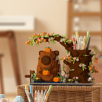 Capybara Treehouse Building Block Pen Holder – DIY Desk Organiser