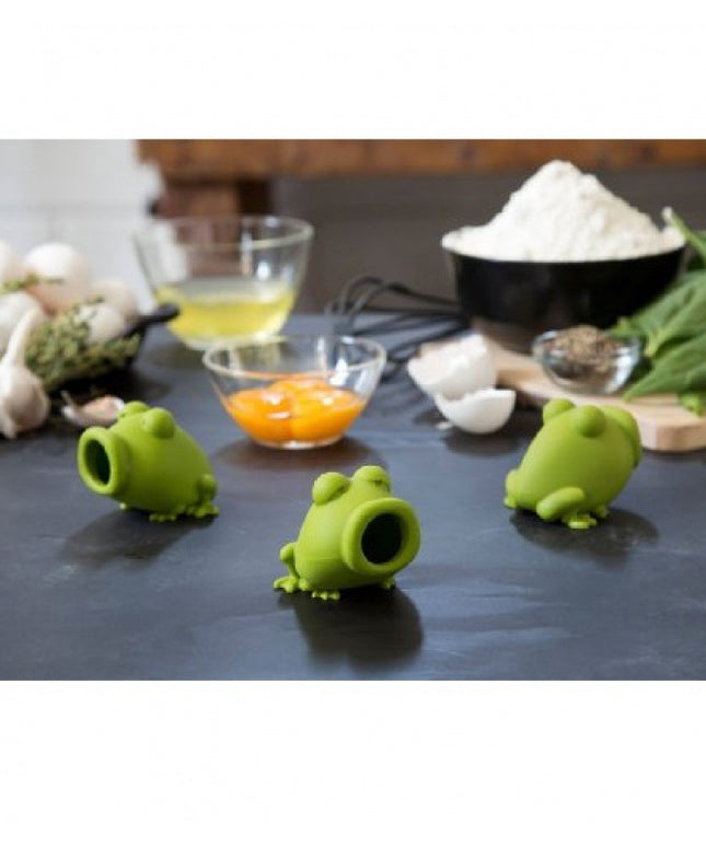 Frog Egg White Separator 🐸 – Green Silicone, Fun Baking Tool