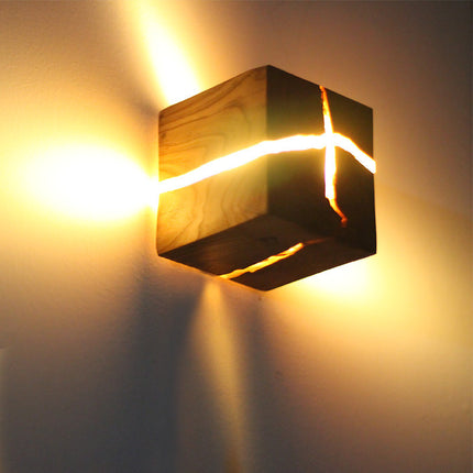 Solid Wood Cube Wall Lamp – Nordic Crack Effect Lighting | Ikeame